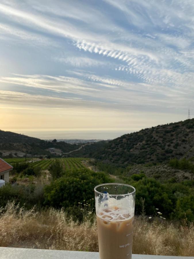 Chardonnay Guest Studio Rooms With Great View For Nature Lovers Kerínia Kültér fotó