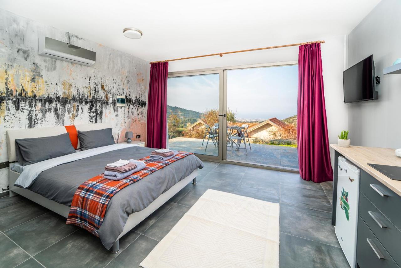 Chardonnay Guest Studio Rooms With Great View For Nature Lovers Kerínia Kültér fotó